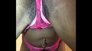 Nellycantsay twerking karibu na uso wako