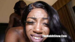 Kristal cooper skinny ak yon priz petite freak renmen cameroncongo bbc