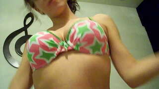 ���्रोब्याक बिहीबार, जवान Ashley Fucks प्रेमी लगाएका रबर मा पहिलो तारीख