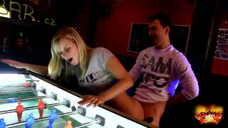 Агата.Публичной.Пека.секс.- Ын.комнатаын.видеоигр.TeenAmite2011.FullHD iyutero.com