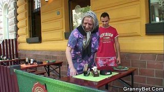 بڑی چوچیان نانی آخر مشکل