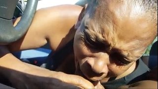 6546038 சிவப்பு எலும்பு பாட்டி மீண்டும்