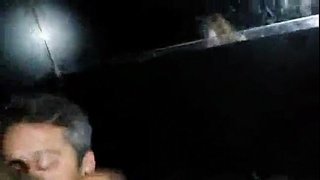 Med min fru på gång av inre och kompis att äta det