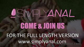 Claudia Macc এর বড়দিনের পর্ব গুহ - SimplyAnal