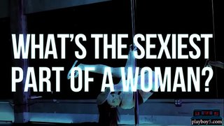 Petite lladin teenie dawnsfeydd a mynd yn noeth ar Playboys moel ffitrwydd