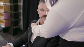 XXL გოგონა მიღების Pumped By Her Boss