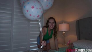 Топтомо сестренка Берет Тугую киску Брату Күнү Туулган