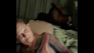 Asawa kinuha sa pamamagitan ng mga kaibigan