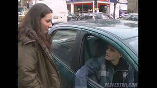 Be makorelina mahazo fucked roa ry zalahy efa naka ny hanakana